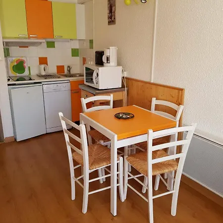 Confortable 3 Pers. Avec Balcon Sud Et Acces - Fr-1-452-227 Apartamento *